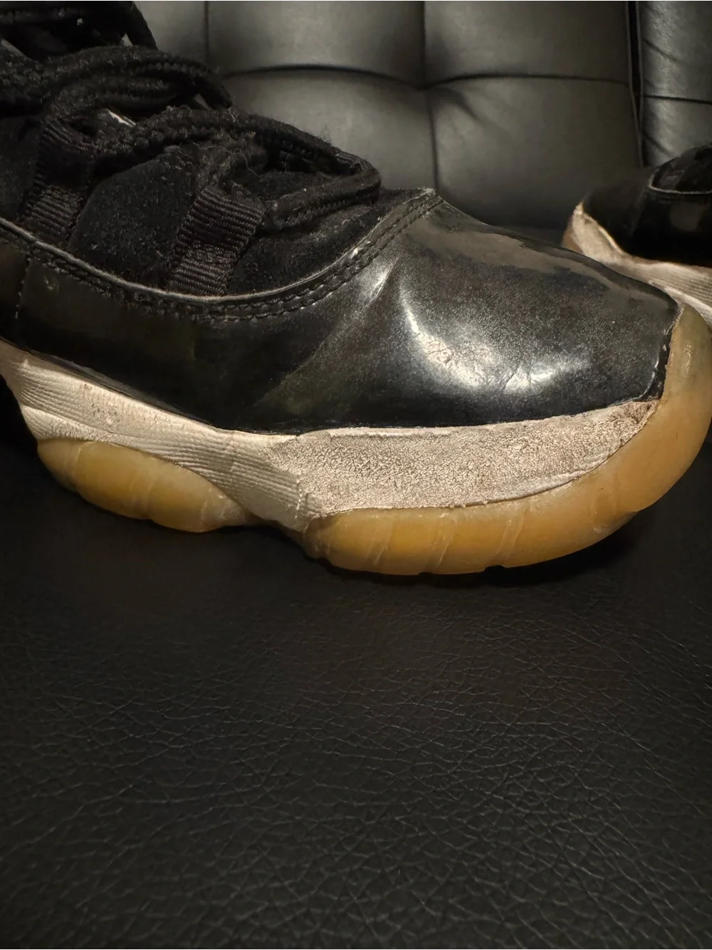 Jordan 11 Low Baron